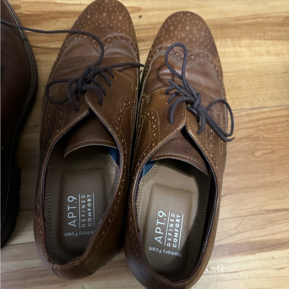Dress shoes wing tip used